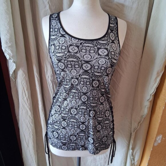 midnight hour black and white skull and lace up detail on the side tank size S/M - Picture 1 of 6